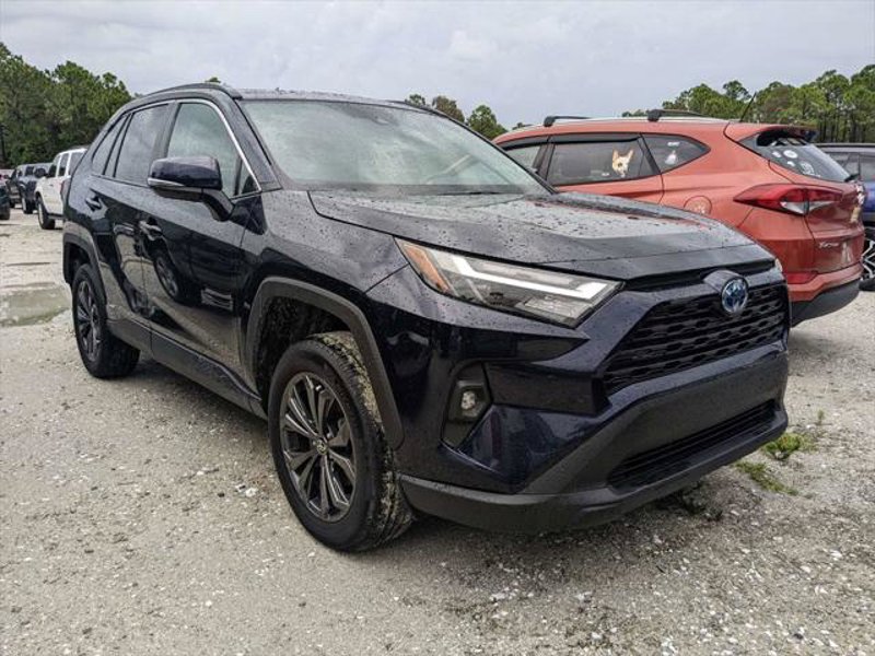 Certified 2024 Toyota RAV4 XLE Premium image 1