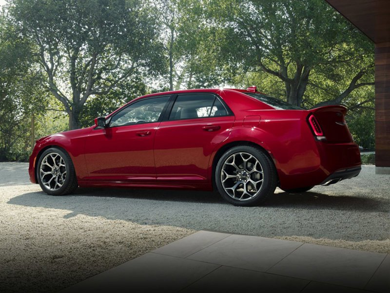 Used 2023 Chrysler 300 Touring w/ Sport Appearance Package image 1
