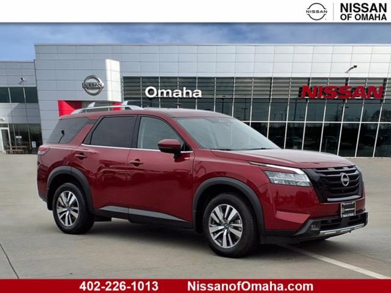 Certified 2023 Nissan Pathfinder SL w/ SL Black Package image 1