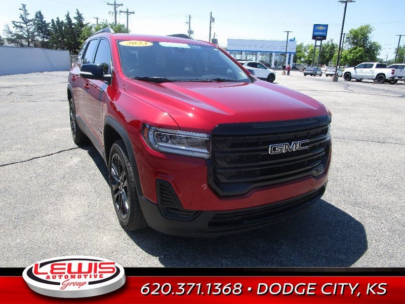 Certified 2023 GMC Acadia SLE w/ Driver Convenience Package image 1