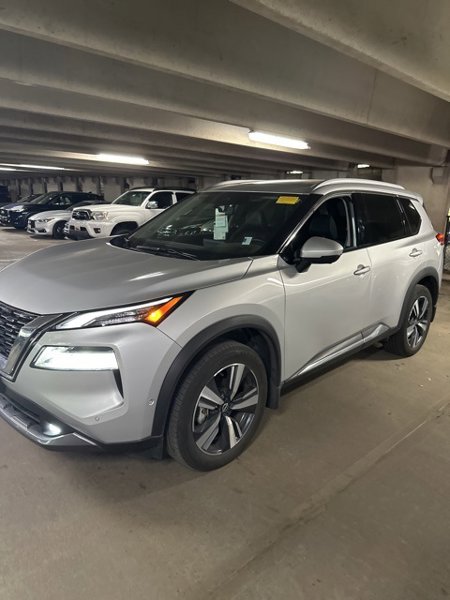 Certified 2022 Nissan Rogue SL w/ SL Premium Package image 1