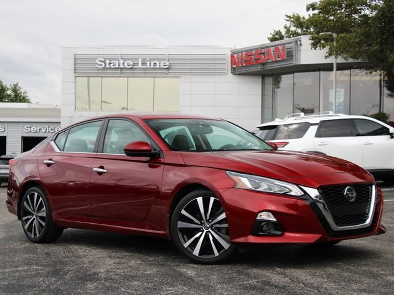 Certified 2020 Nissan Altima 2.5 Platinum image 1