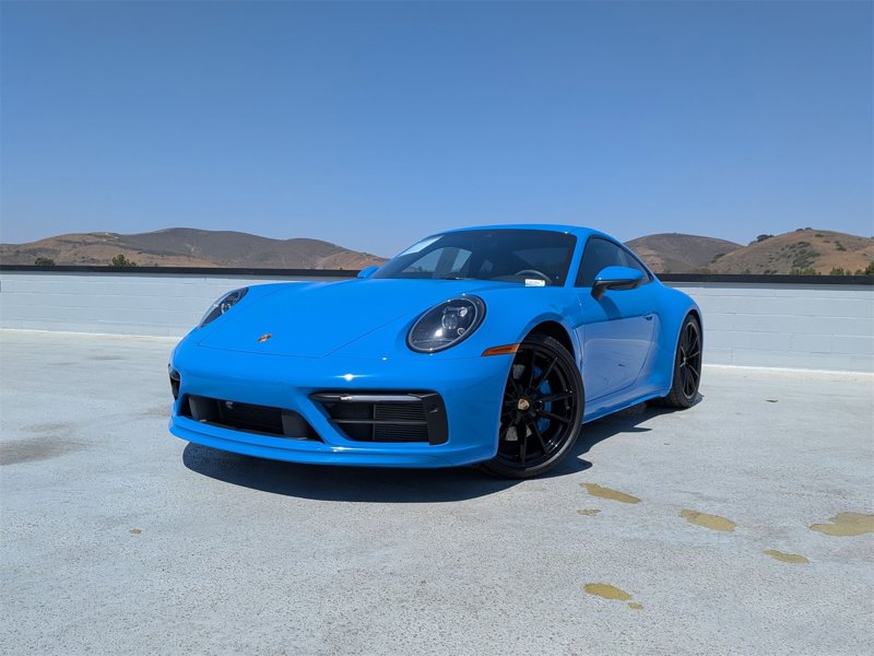 Certified 2022 Porsche 911 Carrera S image 1