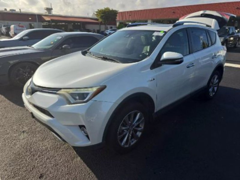 Used 2016 Toyota RAV4 Limited image 1