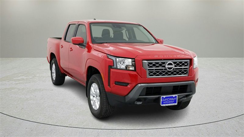 Certified 2022 Nissan Frontier SV image 1