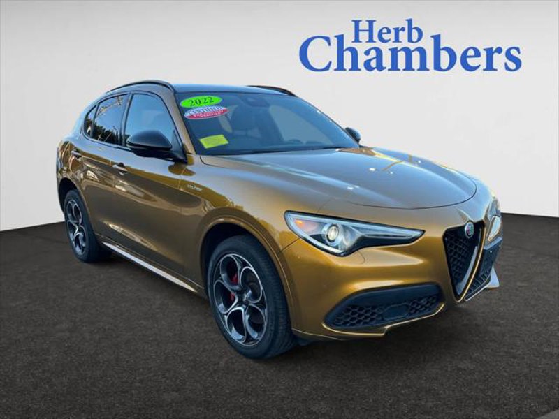 Certified 2022 Alfa Romeo Stelvio Veloce image 1