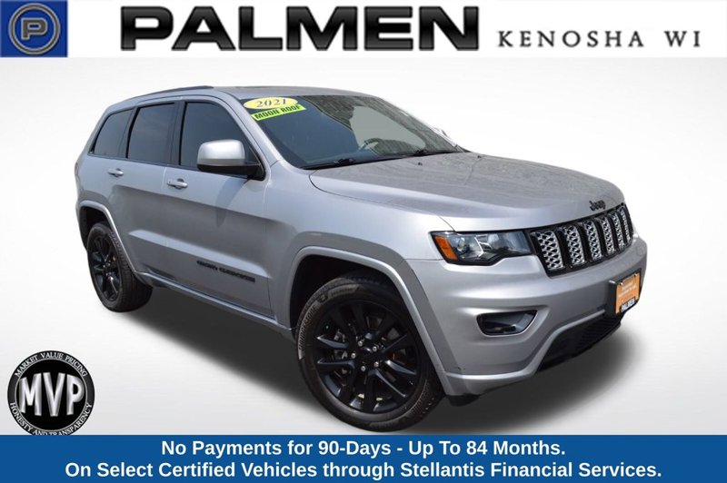 Certified 2021 Jeep Grand Cherokee Laredo X image 1