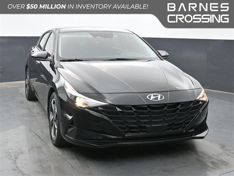 Certified 2023 Hyundai Elantra SEL w/ Convenience Package image 1