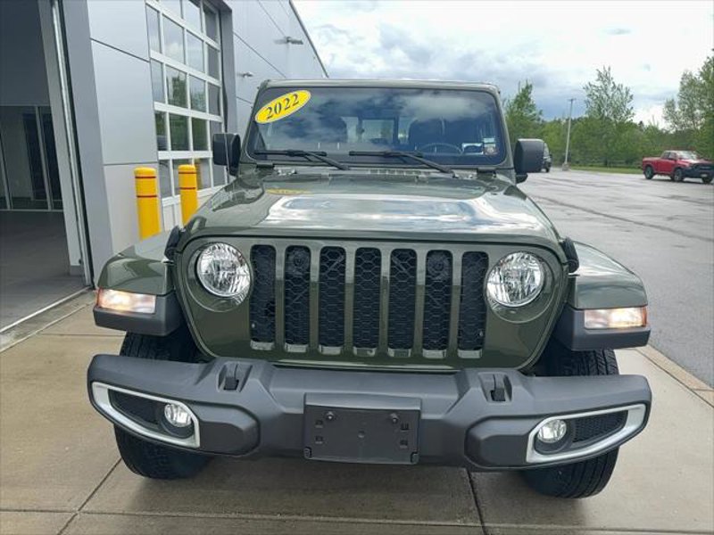 Certified 2022 Jeep Gladiator Sport image 1