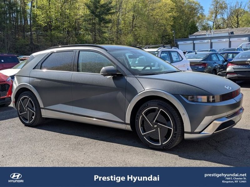 New 2025 Hyundai Ioniq 5 Limited image 1