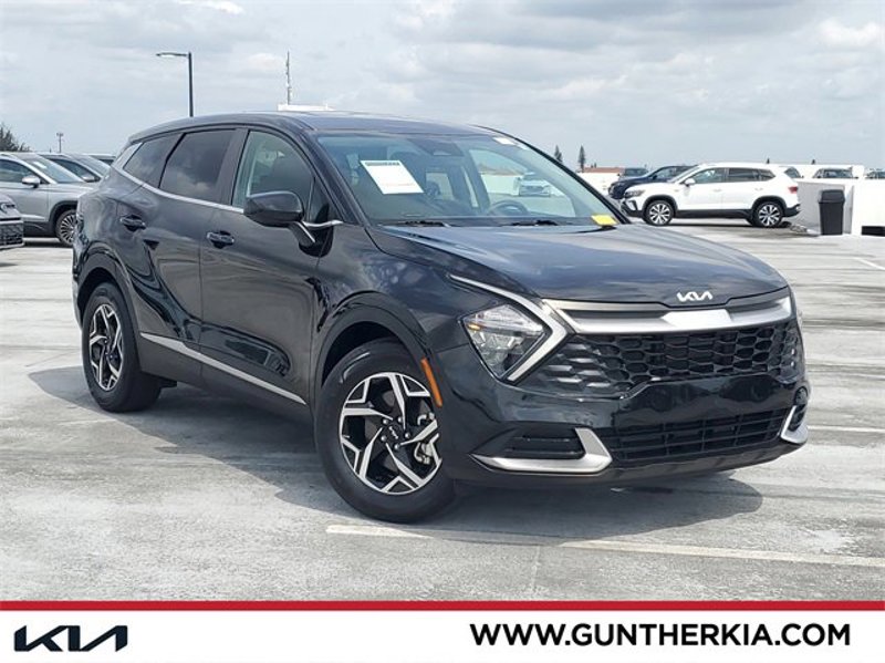 Certified 2023 Kia Sportage LX image 1