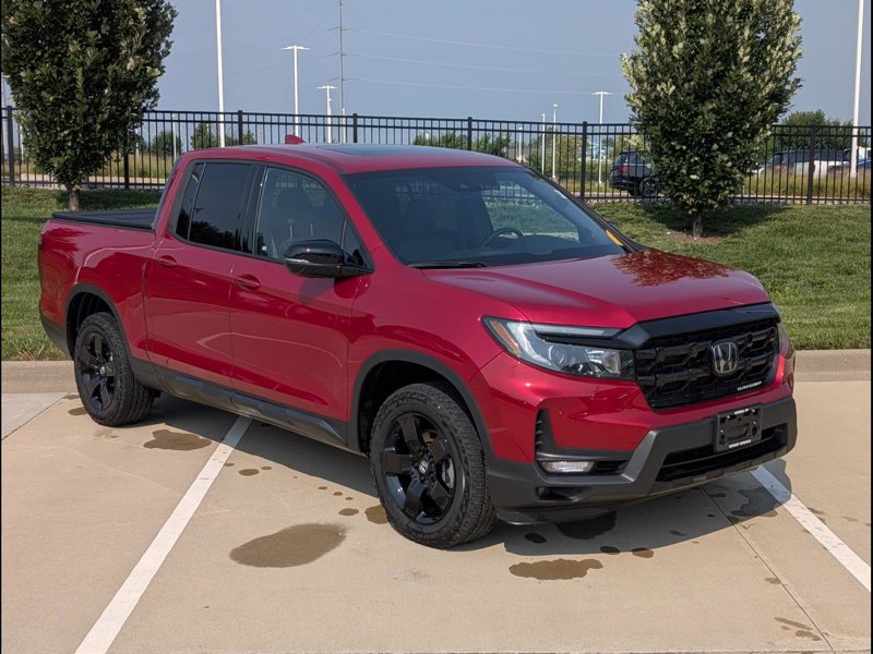 Certified 2024 Honda Ridgeline Black Edition image 1