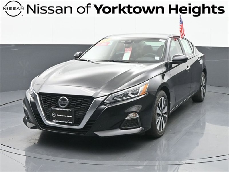 Certified 2022 Nissan Altima 2.5 SV image 1