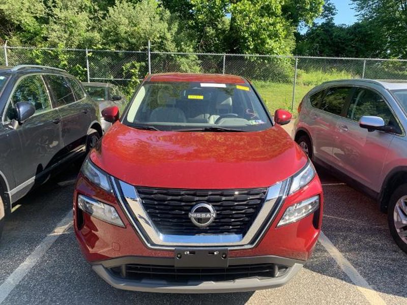 Certified 2023 Nissan Rogue SV image 1