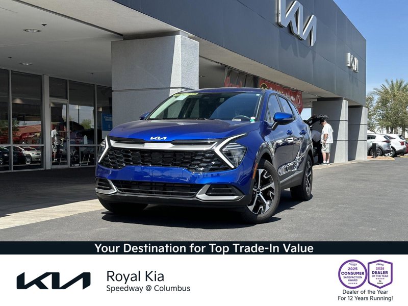 Certified 2024 Kia Sportage EX image 1