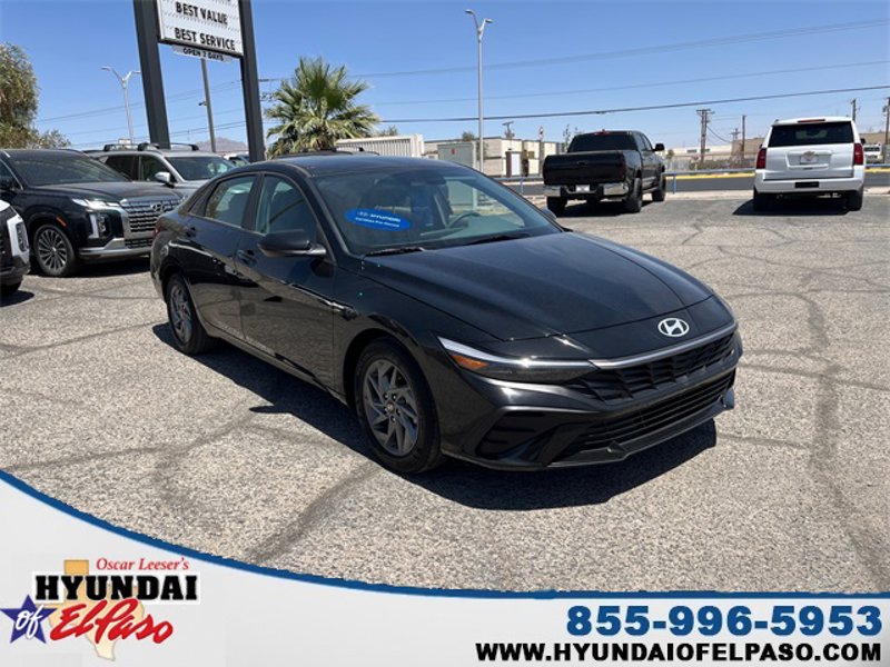 Certified 2024 Hyundai Elantra SEL image 1