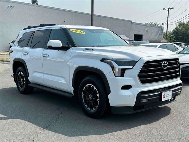Certified 2024 Toyota Sequoia SR5 image 1