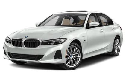 Used 2024 BMW 330e image 1