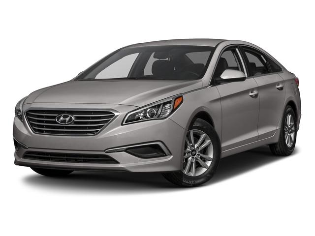 Used 2017 Hyundai Sonata SE image 1
